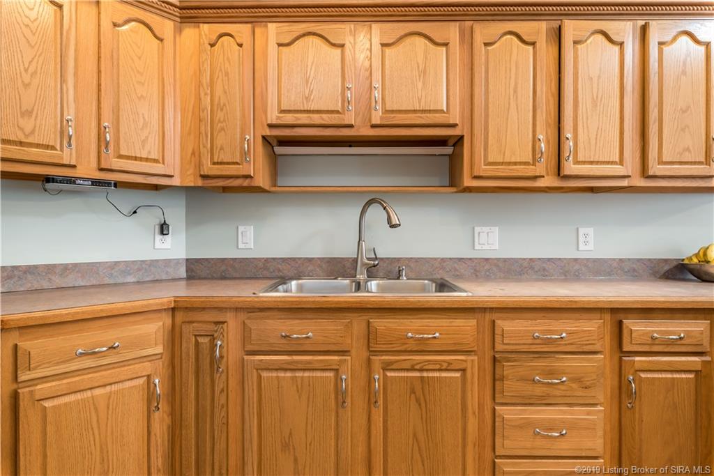 4095 Viewcrest Loop Floyds Knobs, IN 47119 - Photo 16 of 61 Gallery Image 16