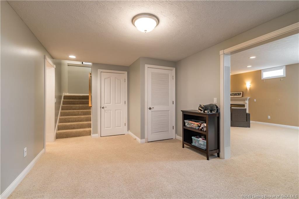 4095 Viewcrest Loop Floyds Knobs, IN 47119 - Photo 33 of 61 Gallery Image 33