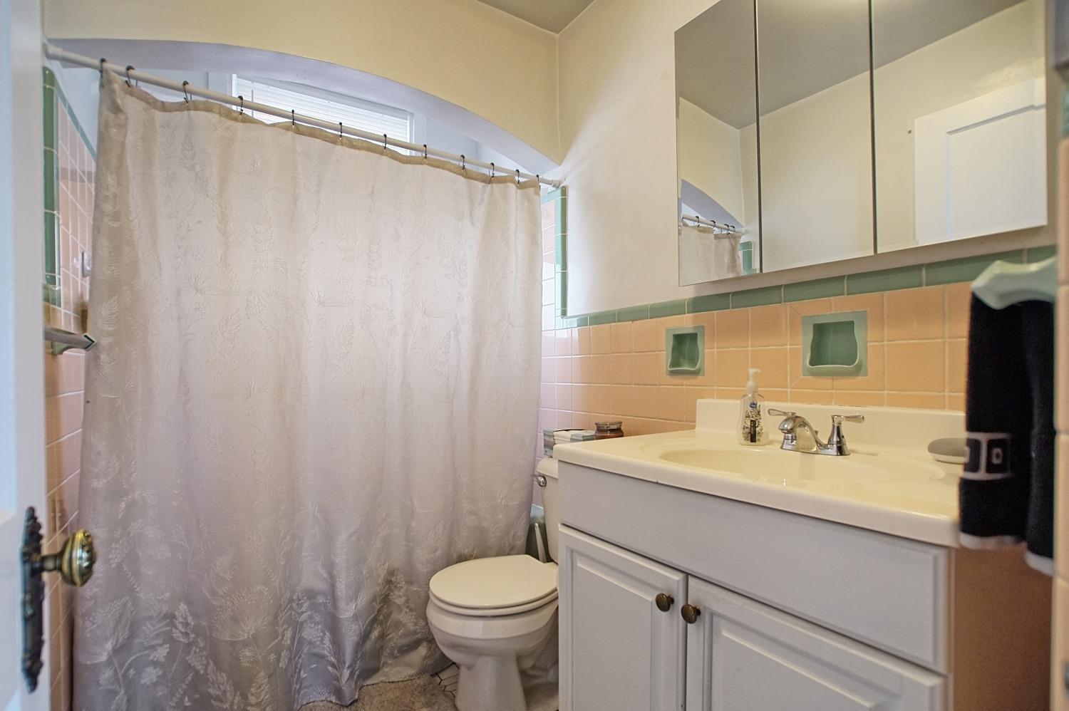 2751 Madison Road Cincinnati, OH 45209 - Photo 26 of 50 Gallery Image 26