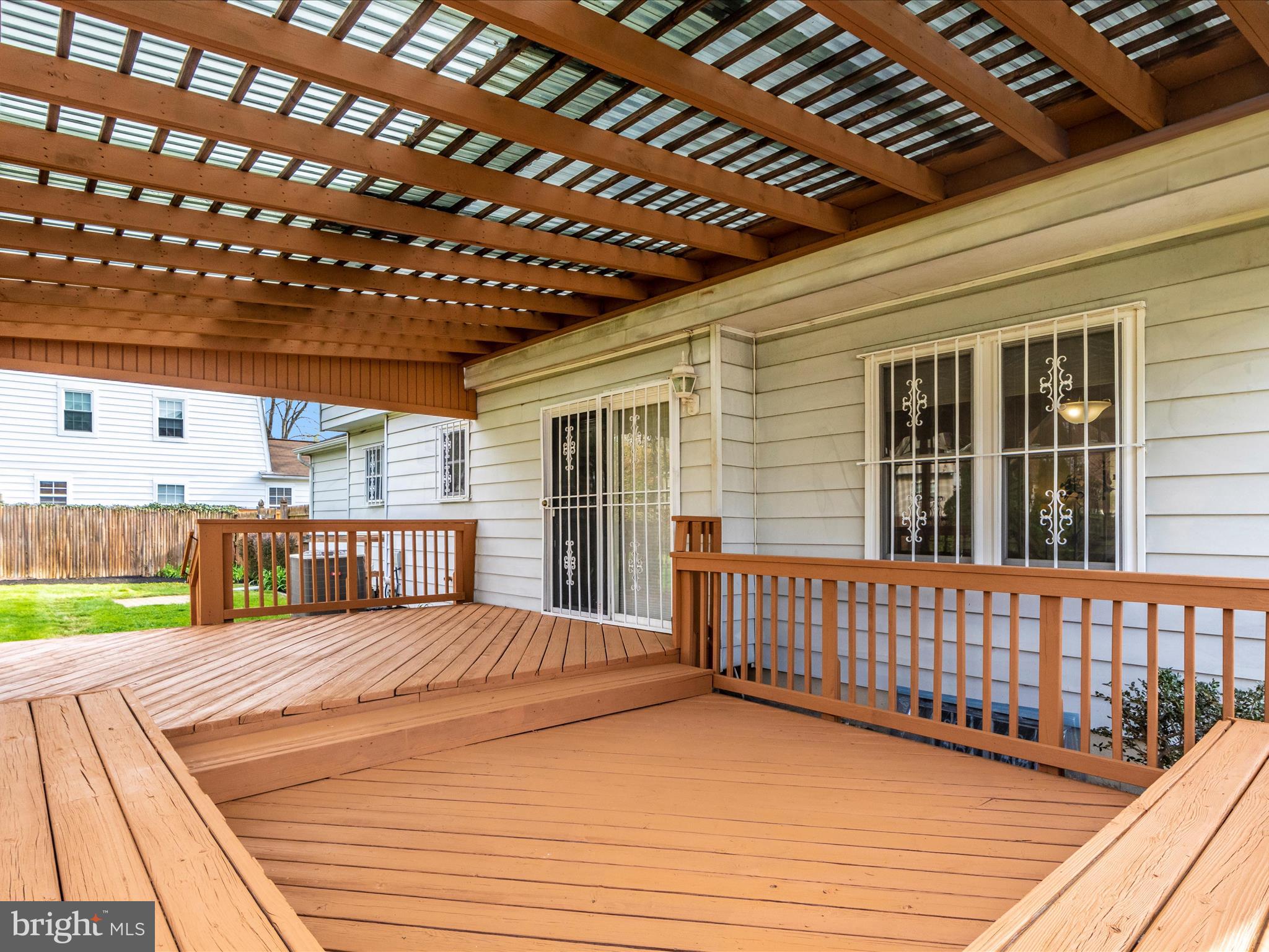 9009 Loughran Road Fort Washington, MD 20744 - Photo 45 of 57 Deck