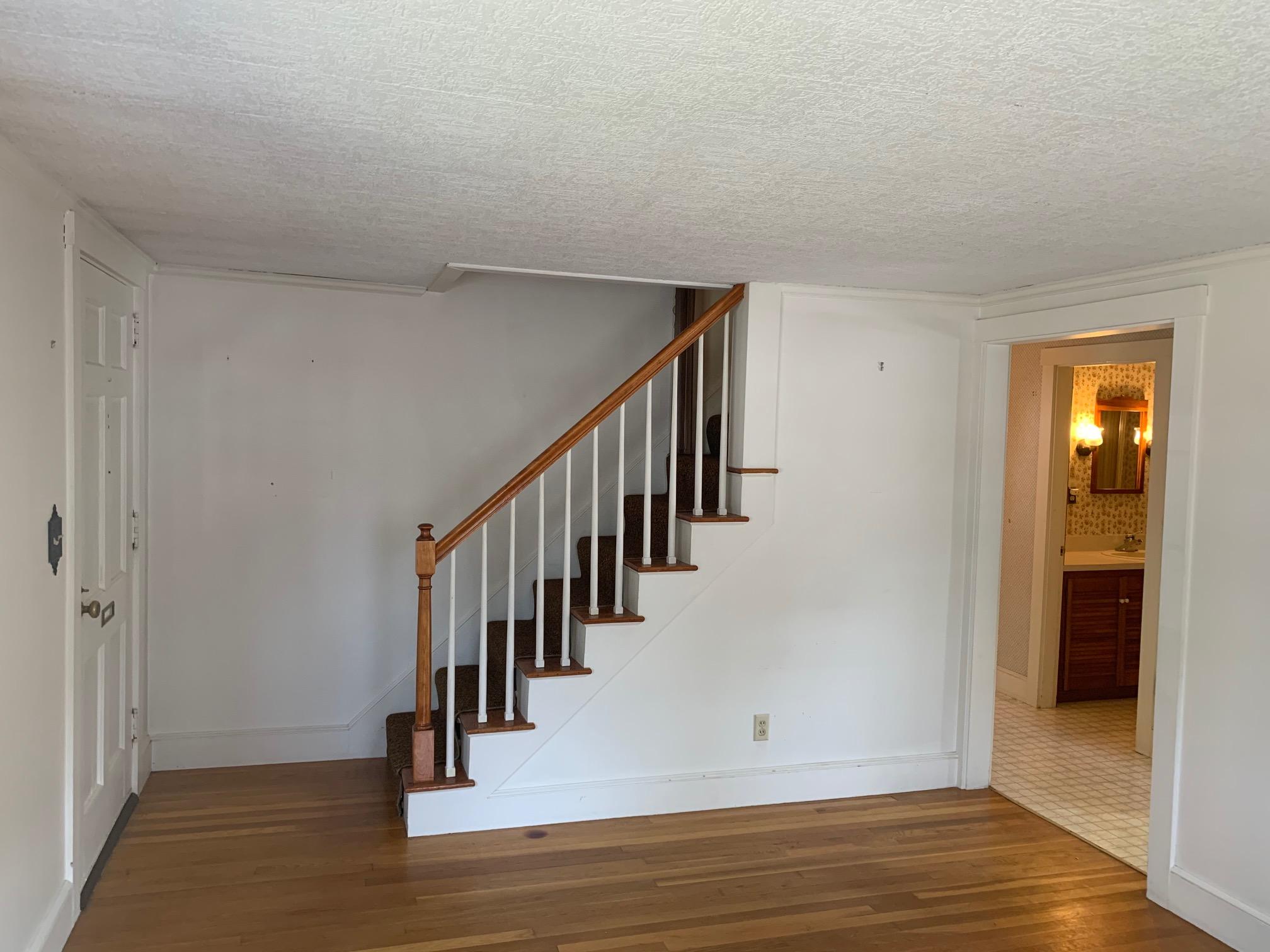 17 Prospect Street Springvale, ME 04083 - Photo 7 of 24 6 pro lr 1a