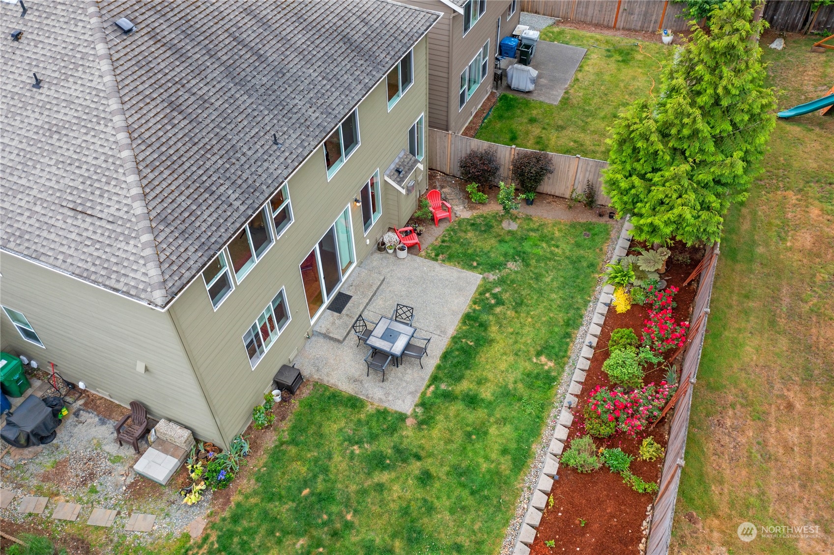 16224 Southeast 138th Place Renton, WA 98059 - Photo 35 of 40 an aerial view of house with yard