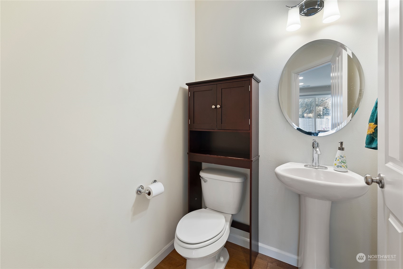 16224 Southeast 138th Place Renton, WA 98059 - Photo 9 of 40 a bathroom with a toilet sink and mirror