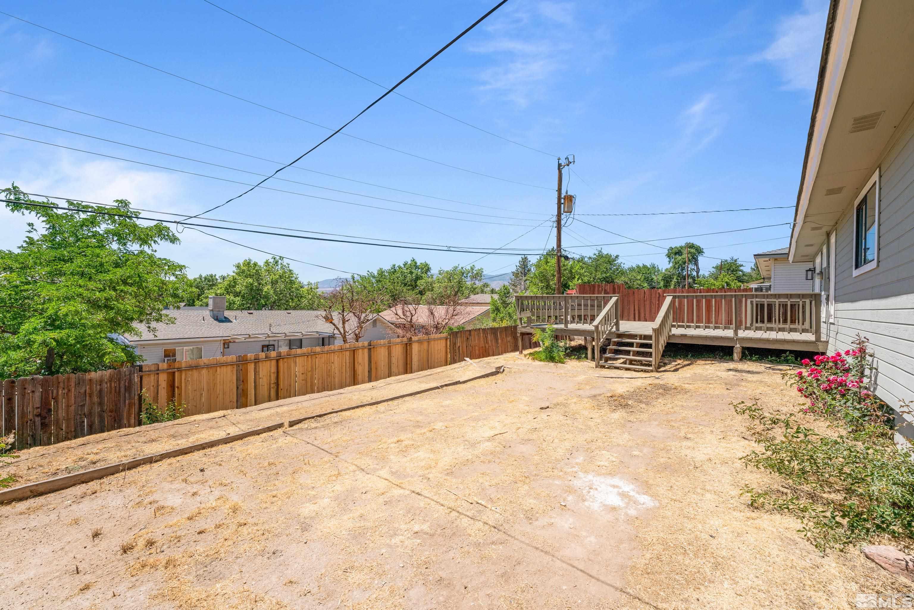 3380 Bryan Street Reno, NV 89503 - Photo 38 of 40 a swimming pool with yard