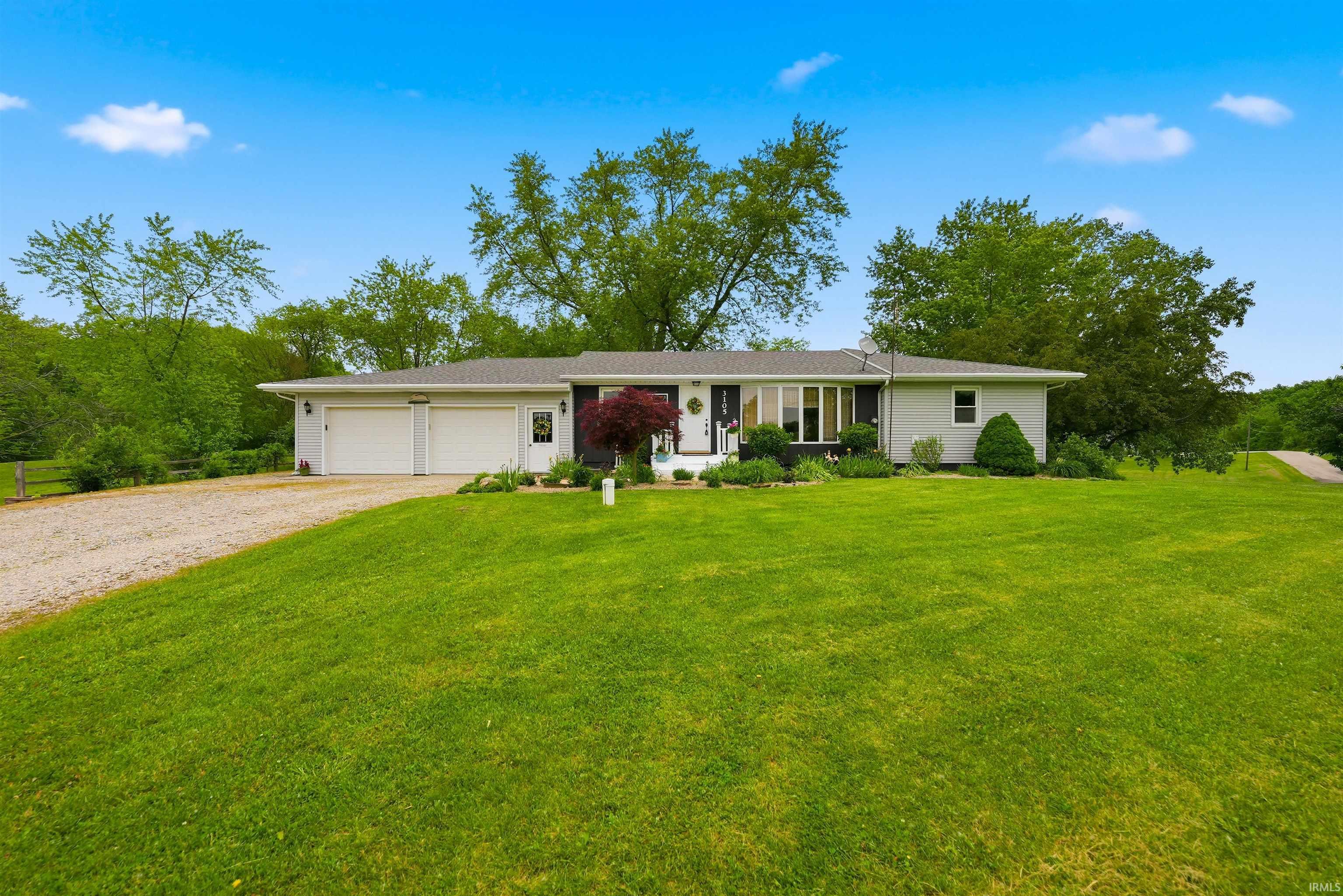 3105 East Hartman Road Columbia City, IN 46725 - Photo 1 of 36