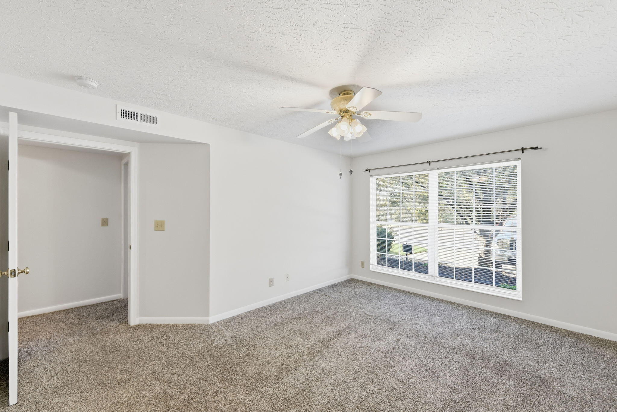 402 Napa Valley, Unit 203 Cold Spring, KY 41076 - Photo 13 of 33 P view 2