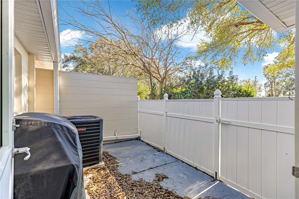 8962 Southwest 97th Street, Unit D Ocala, FL 34481 - Photo 34 of 56