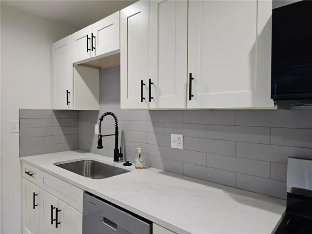 $254,000 | 11120 Myrtle Avenue, Kansas City, MO 64137