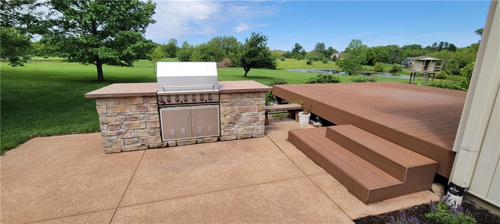 1010 North Prairie Lane Raymore, MO 64083 - Photo 15 of 56