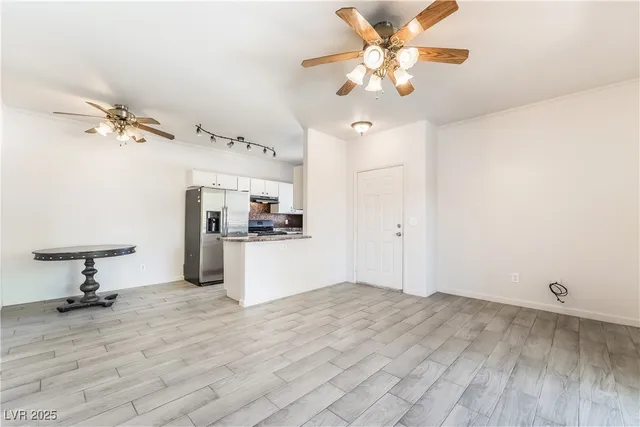 $205,800 | 5751 East Hacienda Avenue, Unit 244, Las Vegas, NV 89122