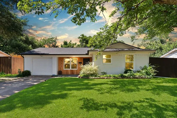 $363,000 | 533 Fairview Drive, Richardson, TX 75081
