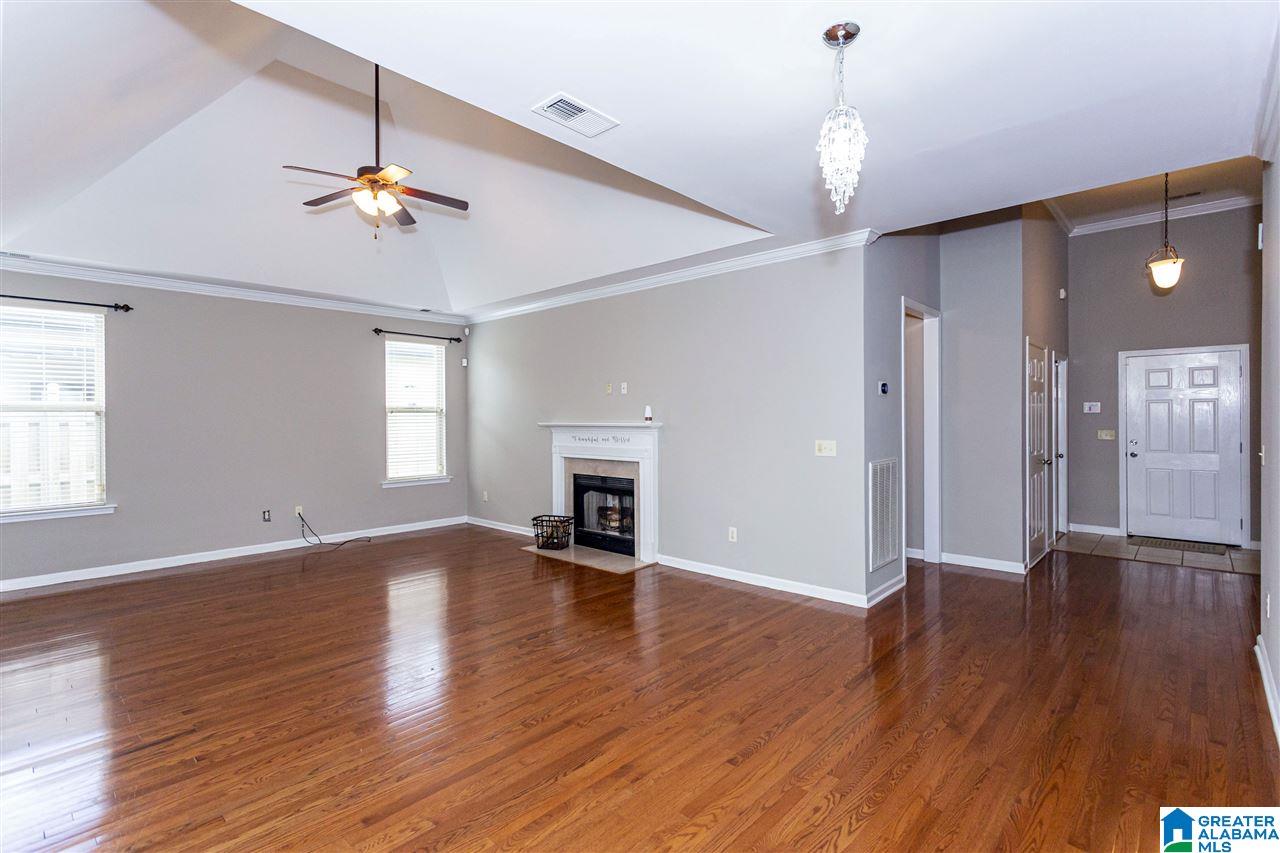 1021 Riviera Drive Calera, AL 35040 - Photo 4 of 33 Gallery Image 4