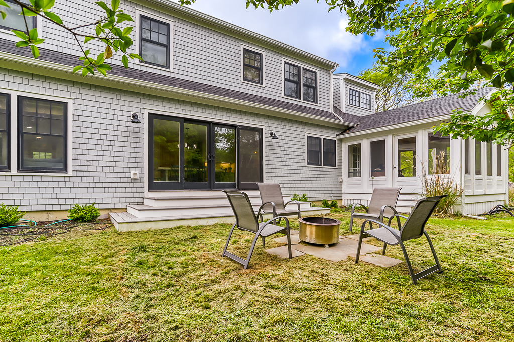 139 Tea Lane Chilmark, MA 02535 - Photo 16 of 34