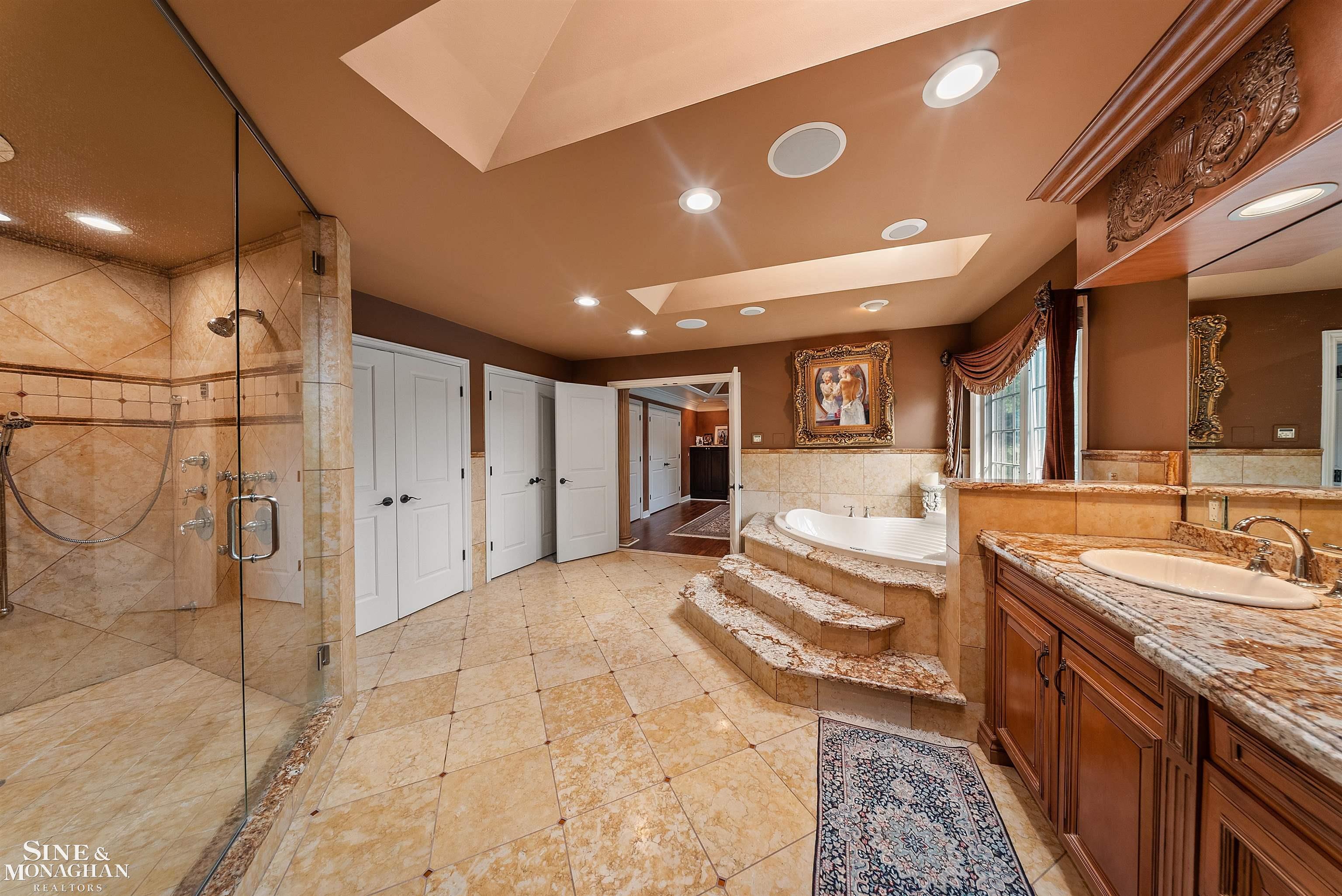99 Renaud Road Grosse Pointe, MI 48236 - Photo 30 of 91 Primary Bathroom/Spa