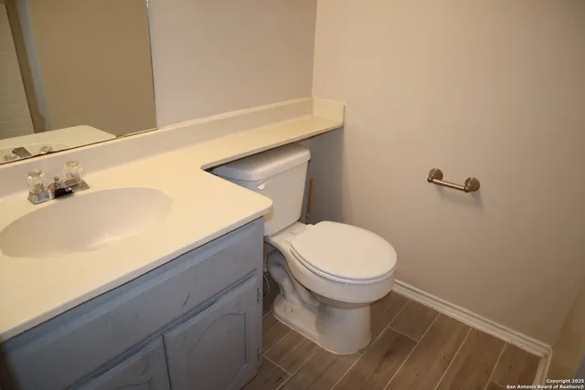 $2,100 | 16559 Canyon Cross, San Antonio, TX 78232