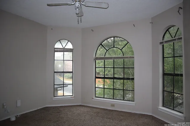 $2,100 | 16559 Canyon Cross, San Antonio, TX 78232