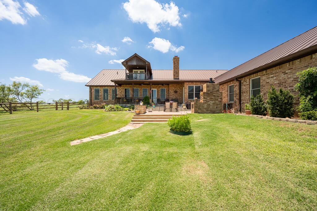 7701 Canyon Bend Road Amarillo, TX 79118 - Photo 2 of 67 backyard 4