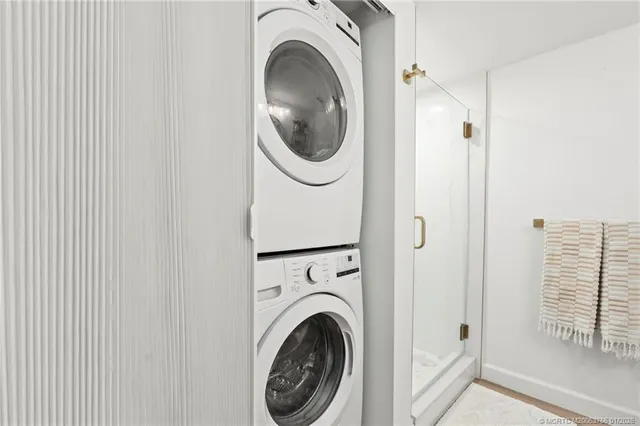 $695,000 | 625 Northwest North River Drive, Unit 205, Stuart, FL 34994