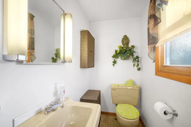 $353,900 | W148N7311 Woodland Drive, Menomonee Falls, WI 53051