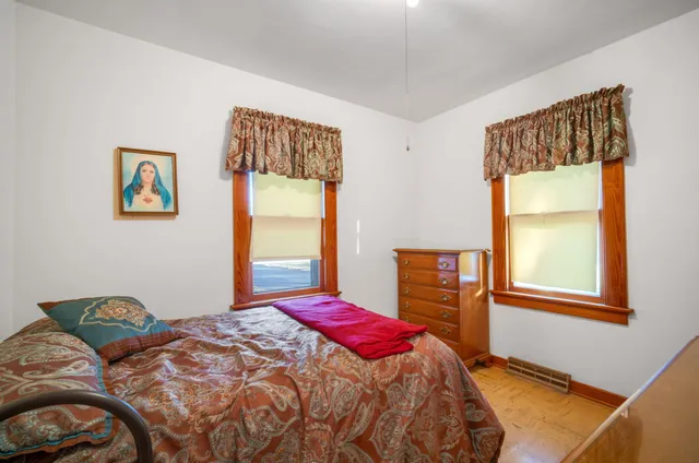 $353,900 | W148N7311 Woodland Drive, Menomonee Falls, WI 53051