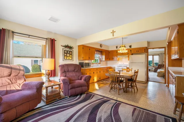 $353,900 | W148N7311 Woodland Drive, Menomonee Falls, WI 53051