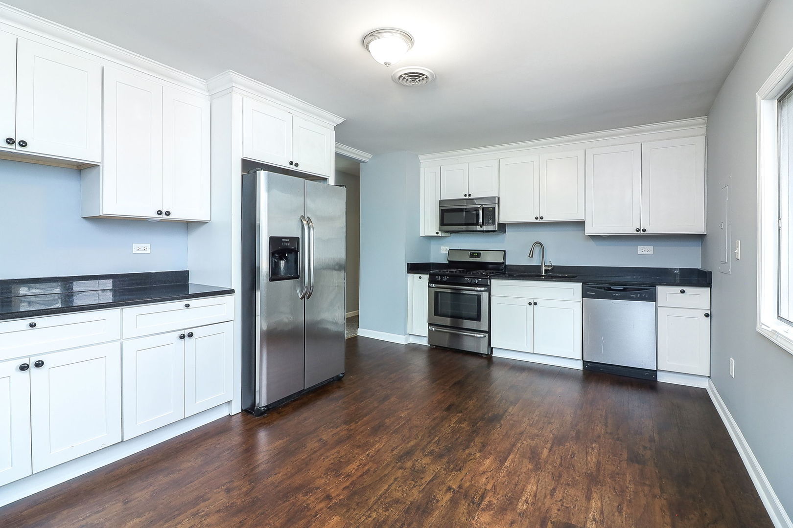 322 Kent Avenue Romeoville, IL 60446 - Photo 4 of 12 Gallery Image 4