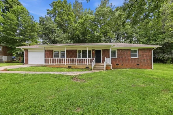 $270,999 | 2463 Montezuma Circle, Ellenwood, GA 30294