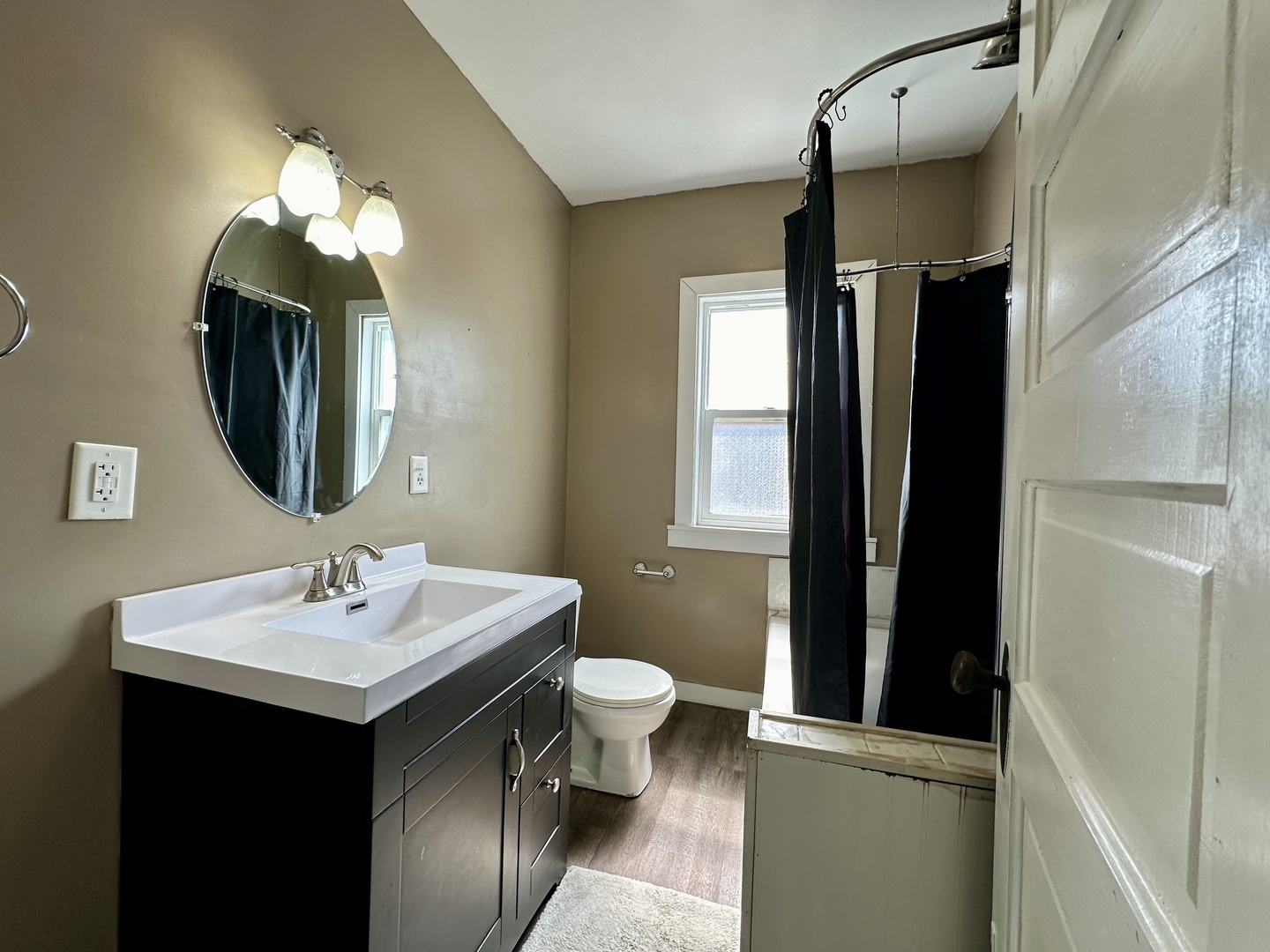 415 North Alexander Street Clinton, IL 61727 - Photo 11 of 13 Gallery Image 11