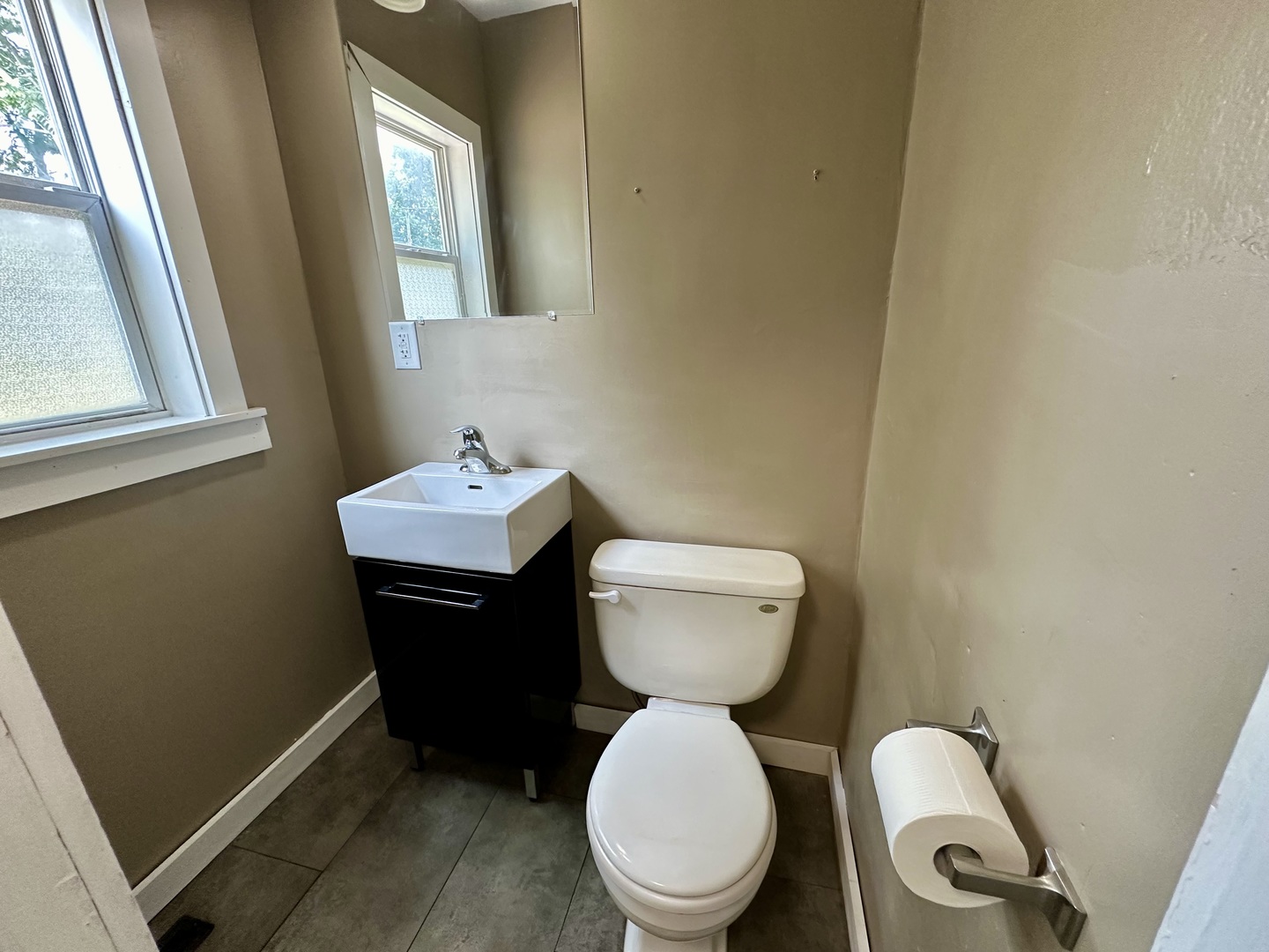 415 North Alexander Street Clinton, IL 61727 - Photo 7 of 13 Gallery Image 7