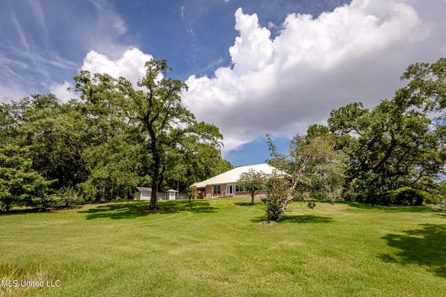 $749,000 | 14101 Lemoyne Boulevard, Biloxi, MS 39532