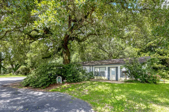 $749,000 | 14101 Lemoyne Boulevard, Biloxi, MS 39532
