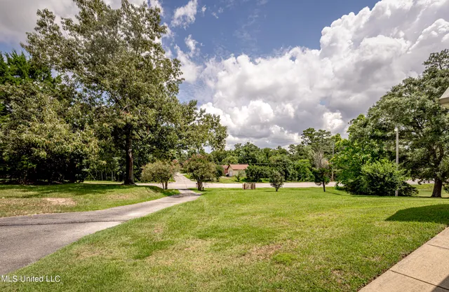 $749,000 | 14101 Lemoyne Boulevard, Biloxi, MS 39532