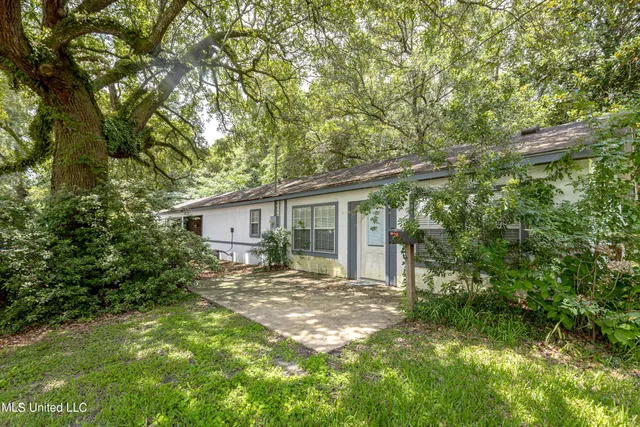 $749,000 | 14101 Lemoyne Boulevard, Biloxi, MS 39532