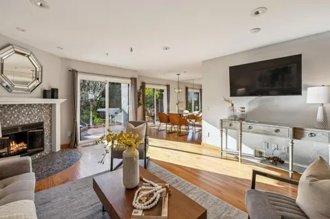 $1,388,000 | 146 Albacore Lane, Foster City, CA 94404