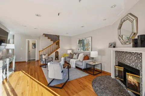 $1,388,000 | 146 Albacore Lane, Foster City, CA 94404