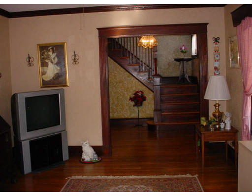 49 Adele Road Quincy, MA 02169 - Photo 6 of 20 Gallery Image 6