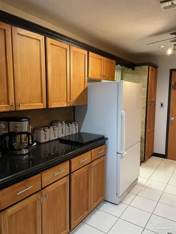 $1,750 | 825 Bayshore Drive, Unit 706, Pensacola, FL 32507