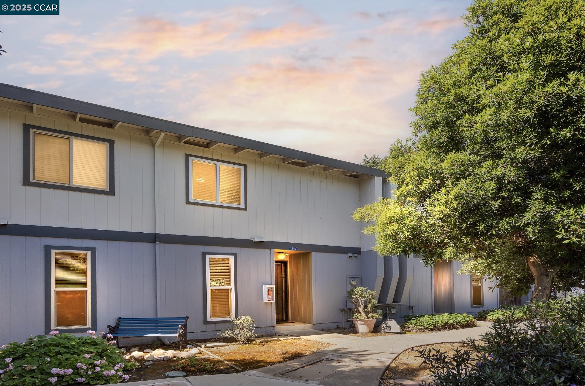 a front view of house with yard