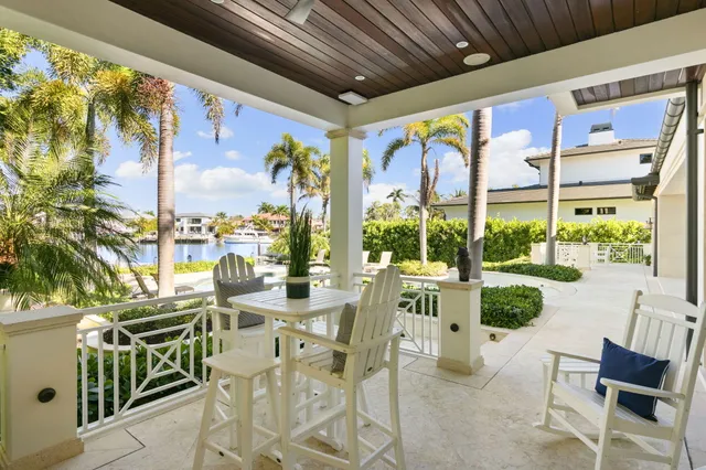 $15,250,000 | 221 Aqua Court, Naples, FL 34102