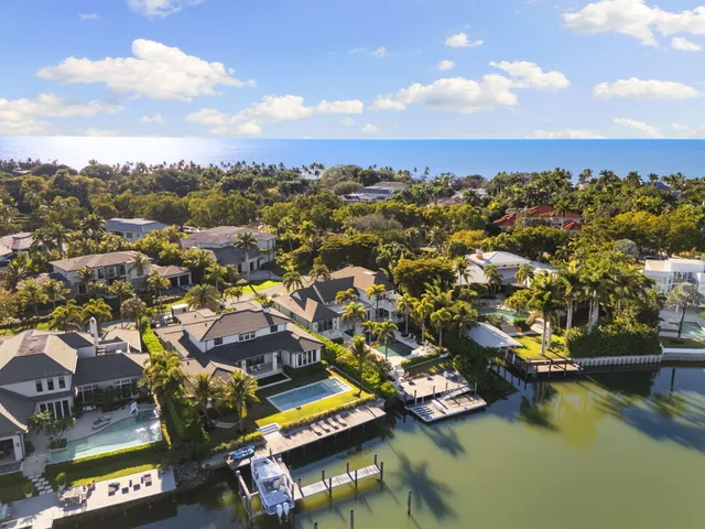$15,250,000 | 221 Aqua Court, Naples, FL 34102