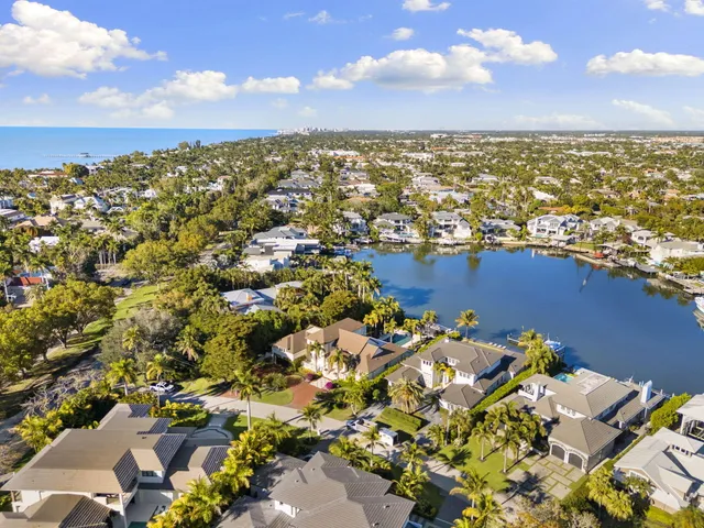$15,250,000 | 221 Aqua Court, Naples, FL 34102