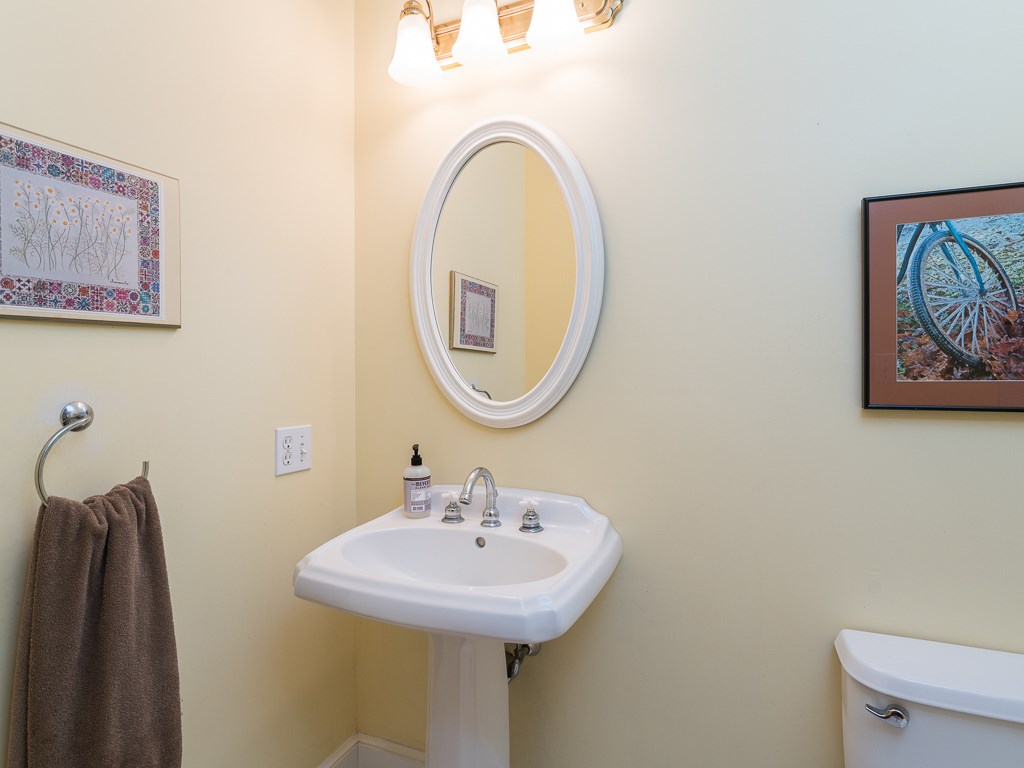 46 Gile Road Nottingham, NH 03290 - Photo 21 of 38