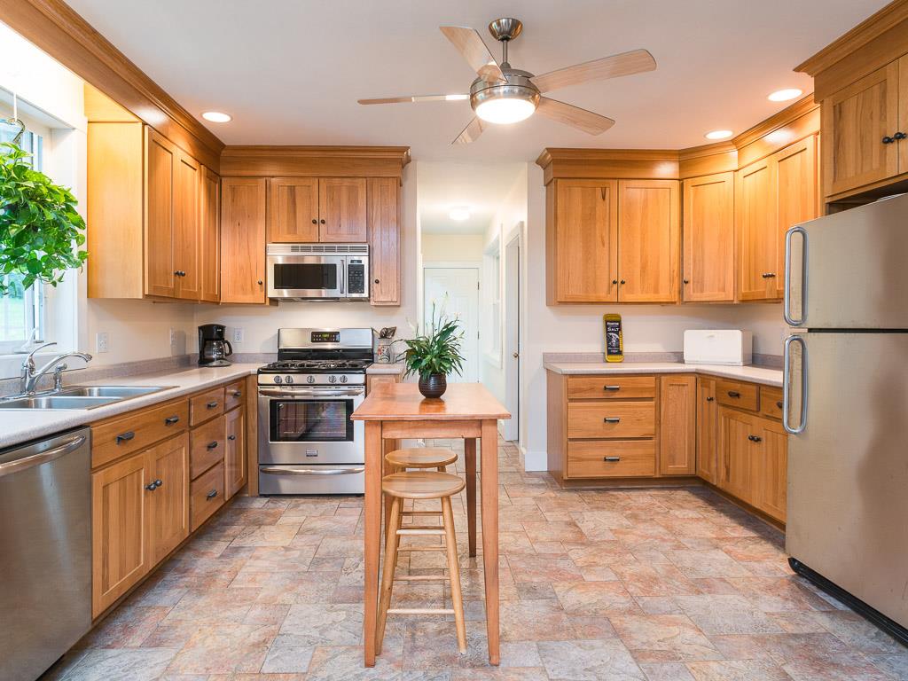 46 Gile Road Nottingham, NH 03290 - Photo 8 of 38