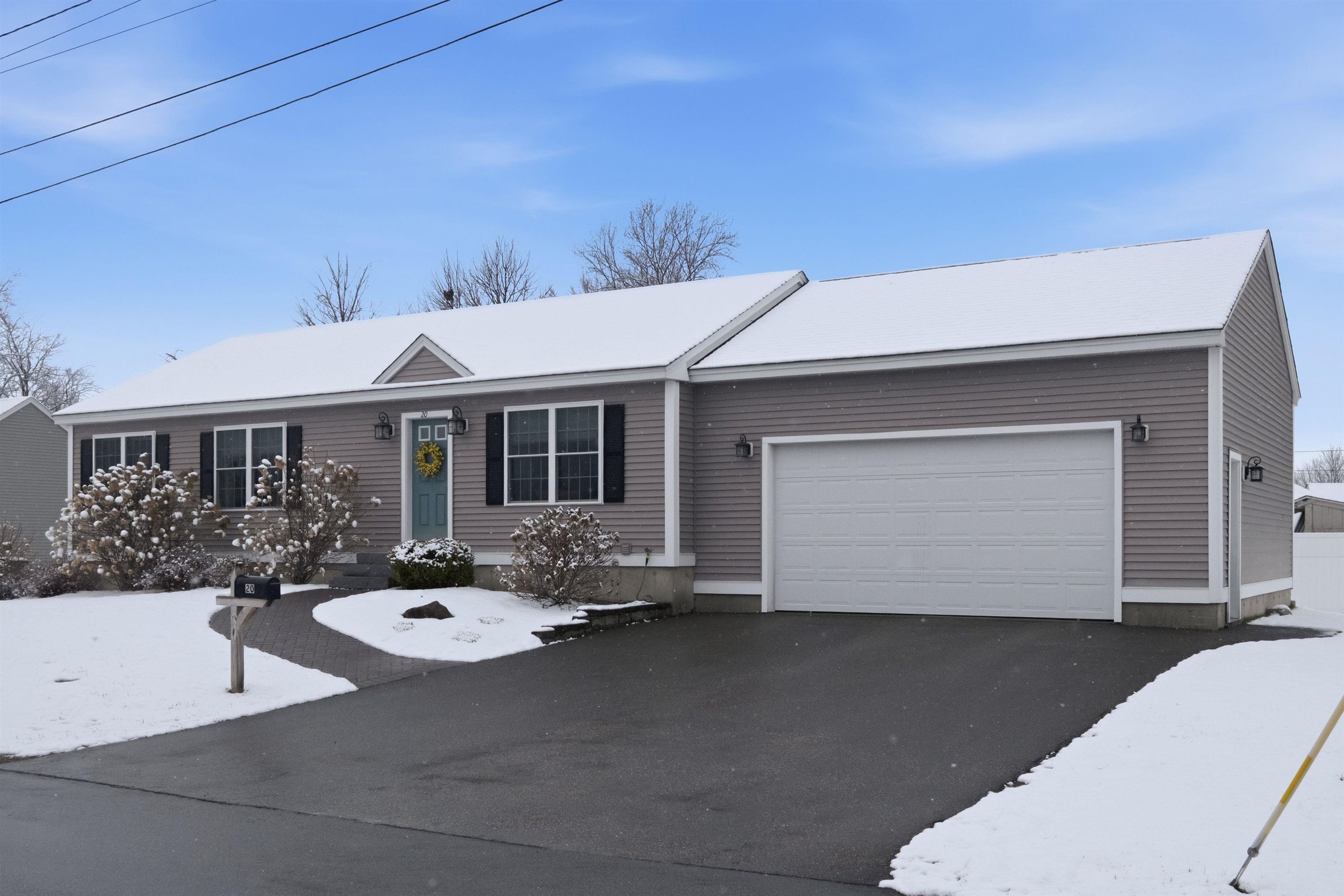 20 Cypress Street Concord, NH 03301 - Photo 2 of 31