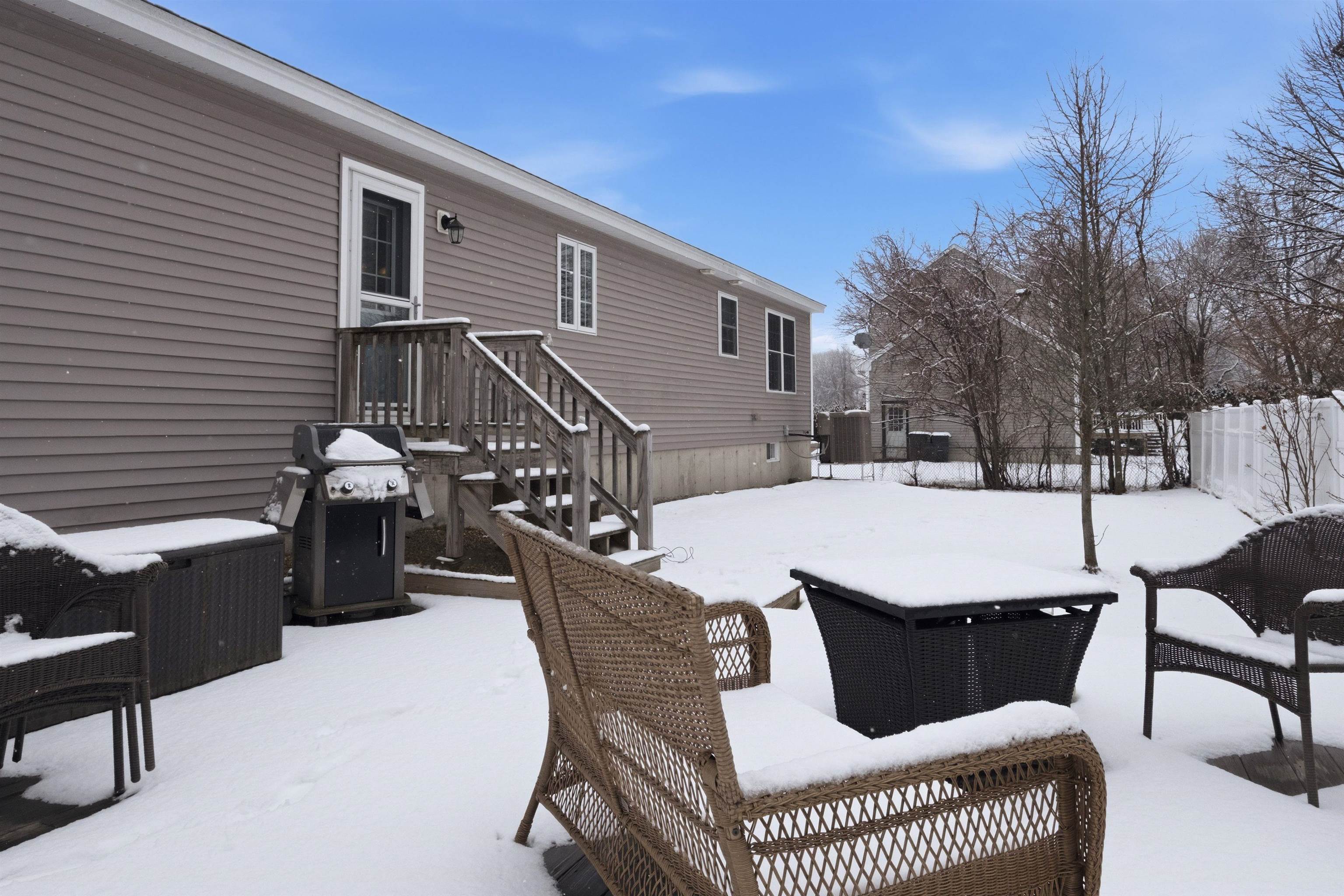 20 Cypress Street Concord, NH 03301 - Photo 3 of 31