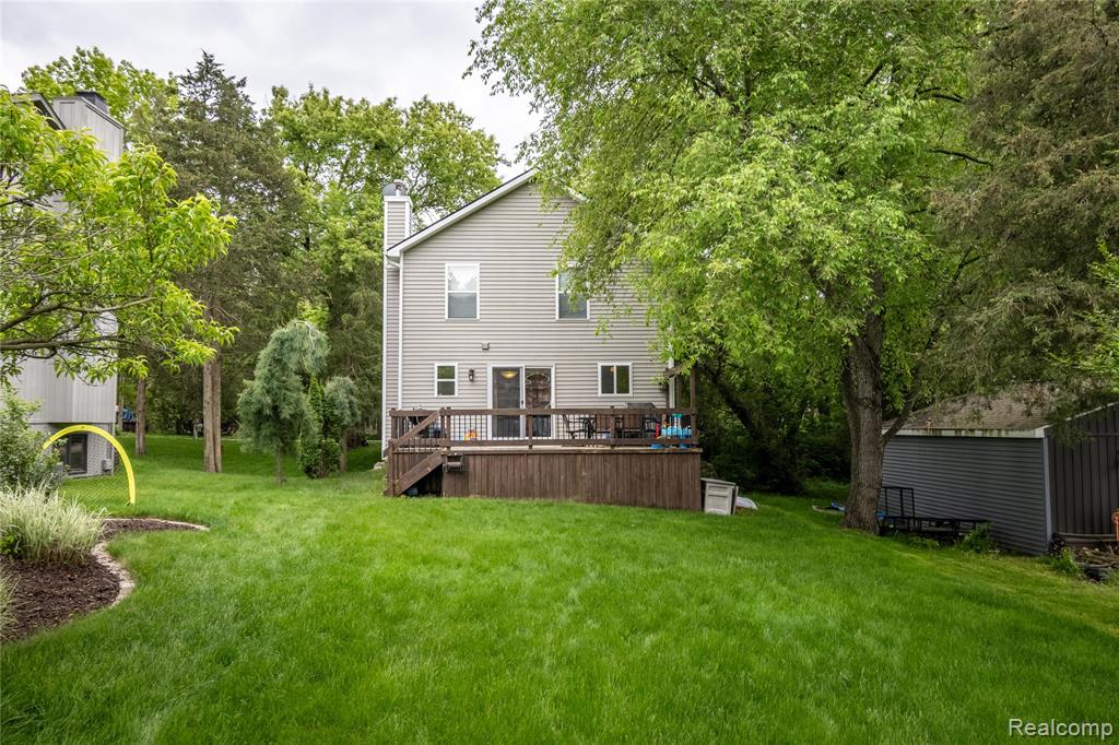 7457 Ore Lake Road Brighton, MI 48116 - Photo 2 of 38