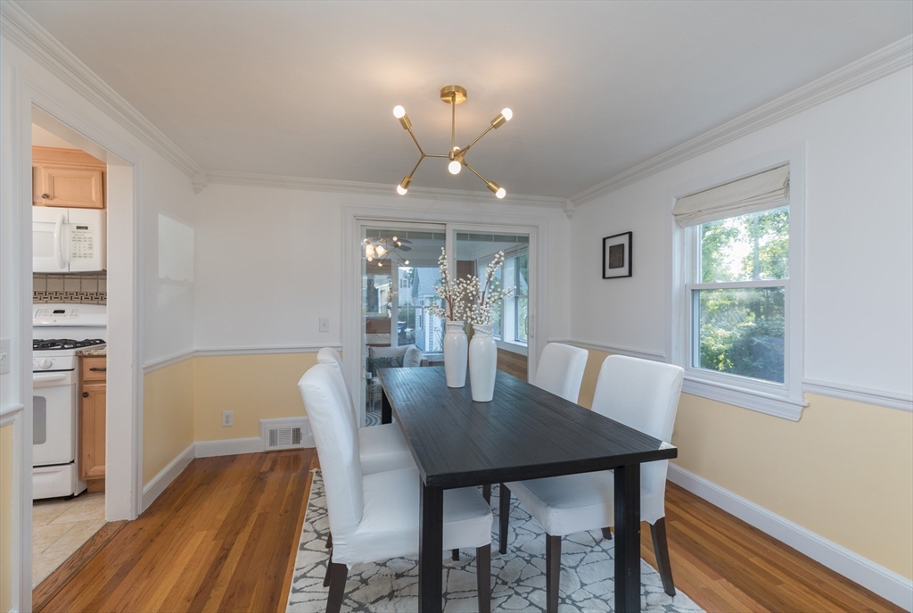 15 Byron Road Waltham, MA 02453 - Photo 6 of 26