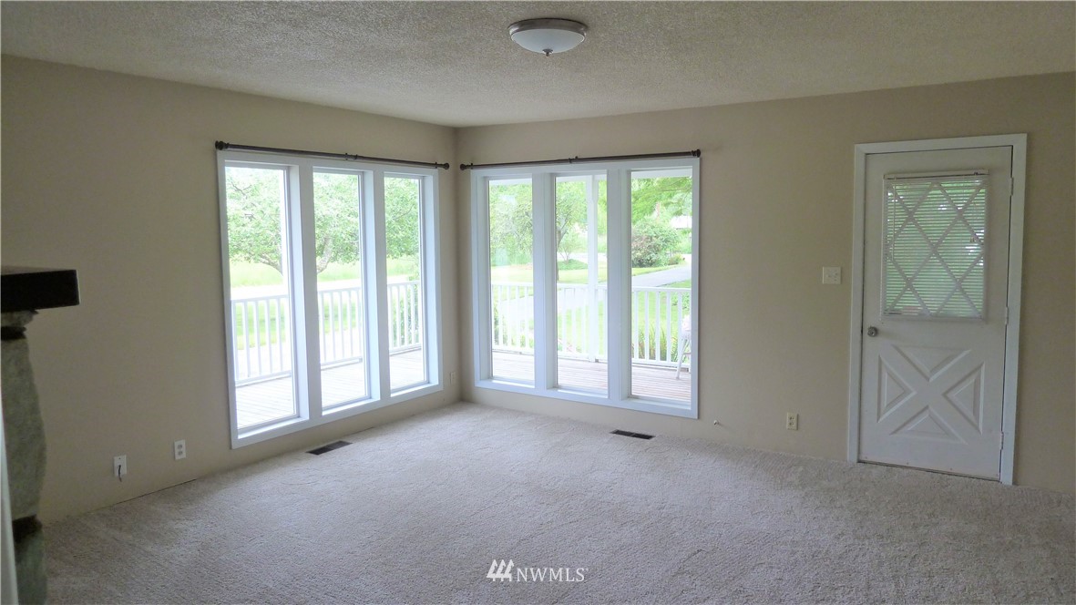 13807 Bayview Road Mount Vernon, WA 98273 - Photo 17 of 25