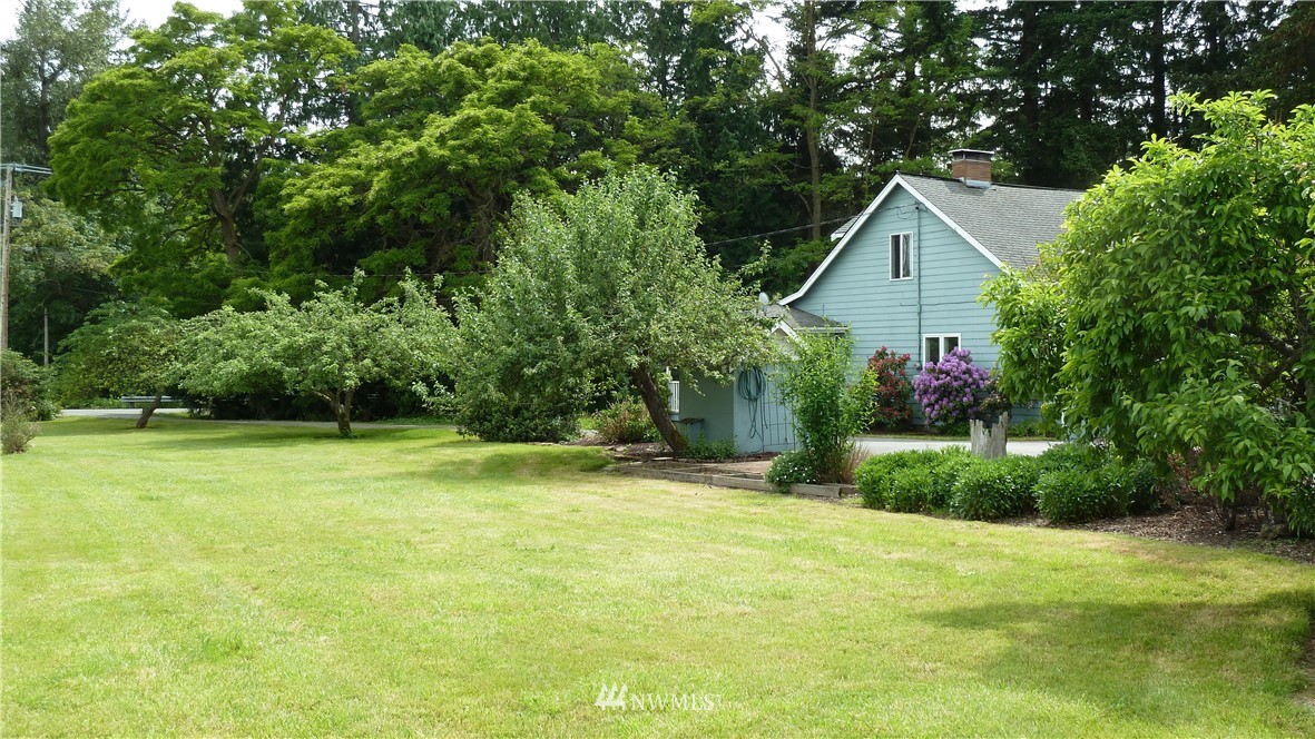 13807 Bayview Road Mount Vernon, WA 98273 - Photo 8 of 25