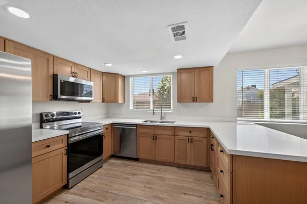 $2,295 | 1237 West Rosewood Court, Chandler, AZ 85224